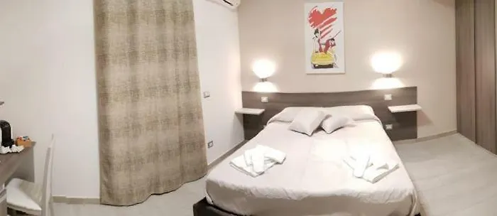 Margot Lamezia Terme